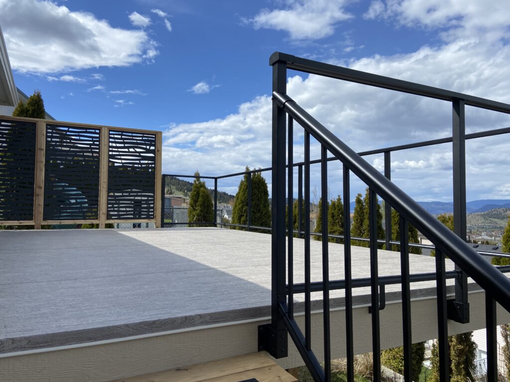 deck builder kamloops