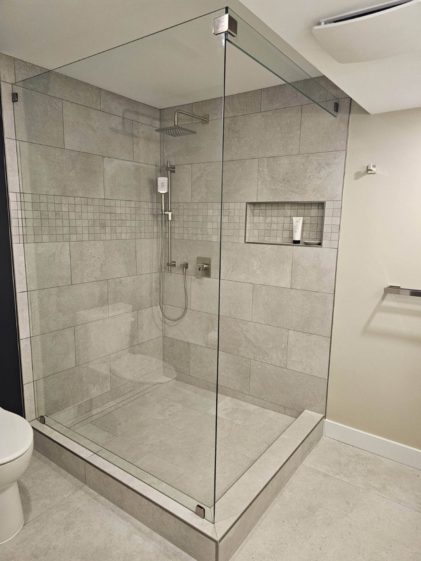 custom glass showers kamloops